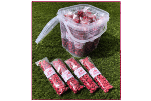 Cubo de 24 bolsas de cacahuetes garrapiñados